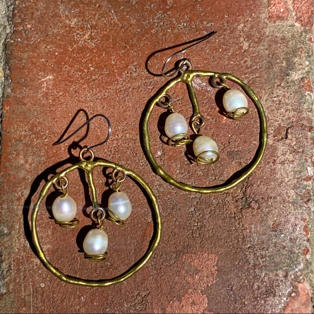 Freshwater Pearl Hoop  Earrings